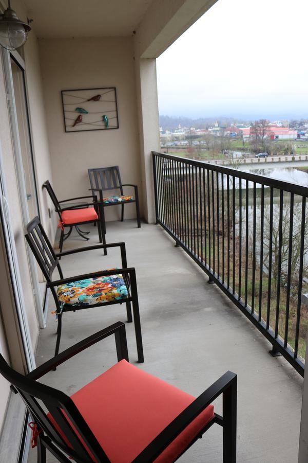 River Crossing Resort พิเจนฟอร์จ ภายนอก รูปภาพ